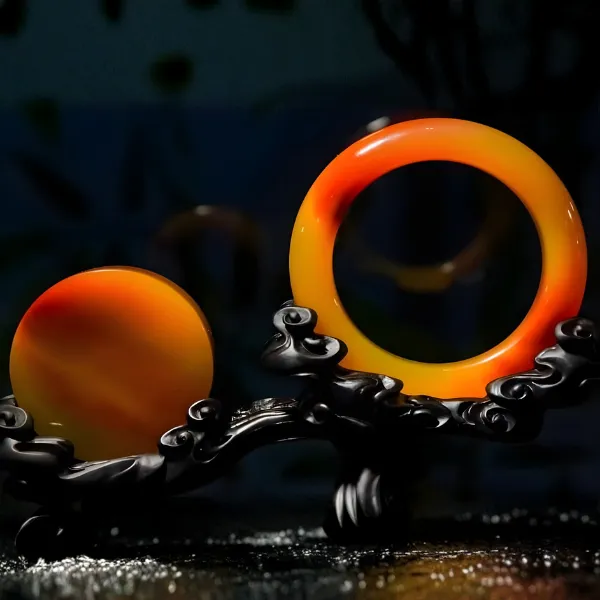 雲南黃龍玉手鐲